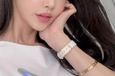 梧州全国在线兼职女伴游联系人(富婆中介2717281818)