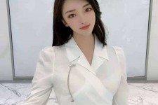 梧州乌鲁木齐伴游模特兼职的简单介绍