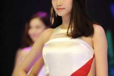 梧州成都特大模特兼职**(成都服拆模特兼职是实的吗)