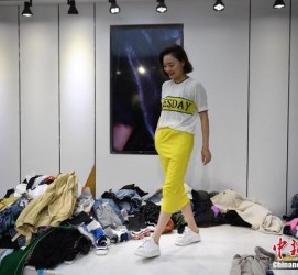 梧州兼职模特试衣服(兼职做试衣模特好吗)