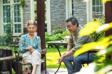 梧州坦言带老伴游遍中国(我和老伴去旅游)