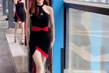 梧州女孩为挣钱在学校兼职当模特的简单介绍
