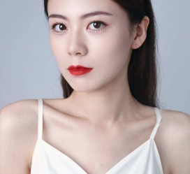 梧州兼职模特要打点模卡吗(兼职做模特要交钱拍模卡)