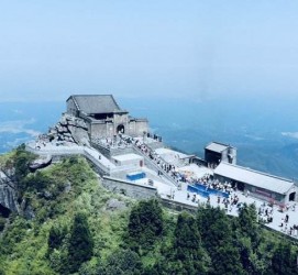 梧州湖南旅游攻略(武汉到湖南旅游攻略)