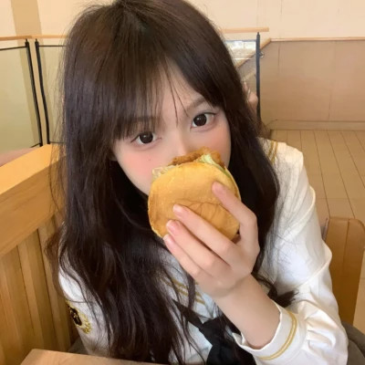 梧州伴游女生李心怡的资料