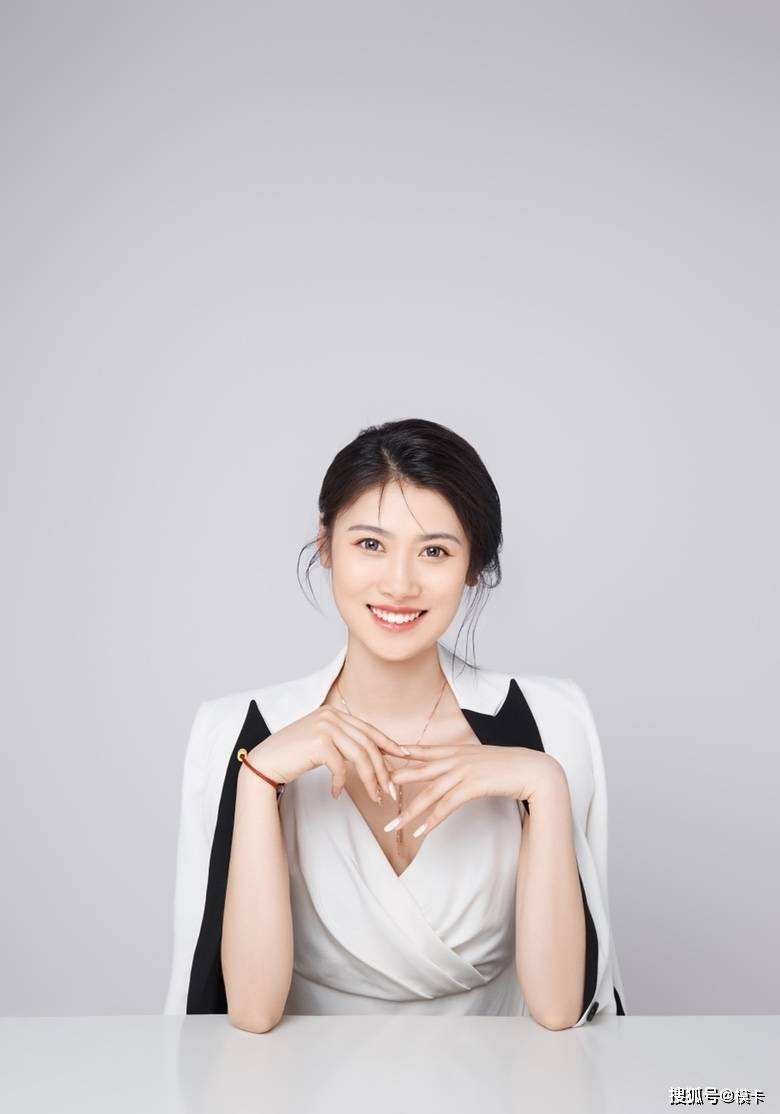 兼职平面模特需要模卡吗(兼职平面模特需要留意什么)